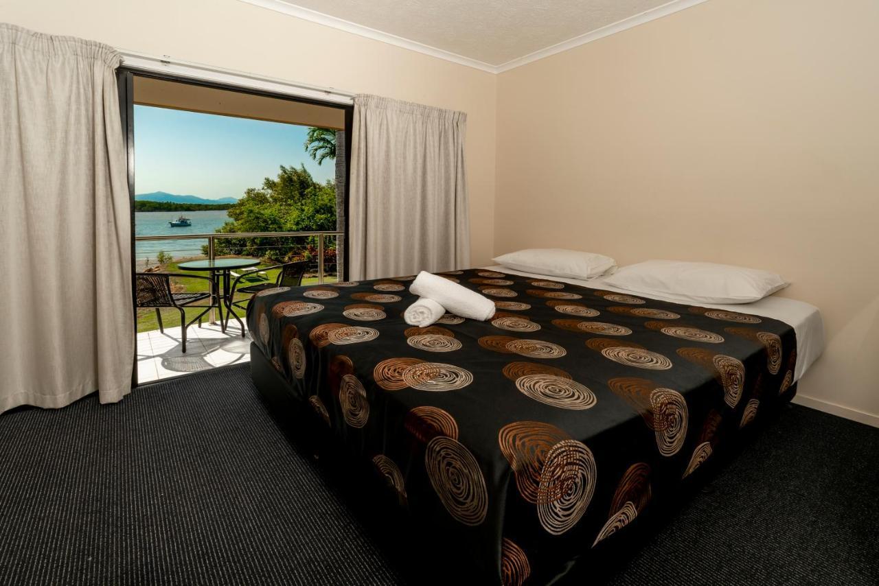 Hinchinbrook Marine Cove Resort Lucinda Exterior photo
